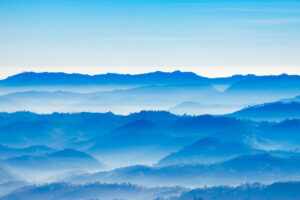 world-s-end-aerial-panoramic-view-sunrise-worlds-end-is-located-horton-plains-national-park-nuwara-eliya-sri-lanka (1)