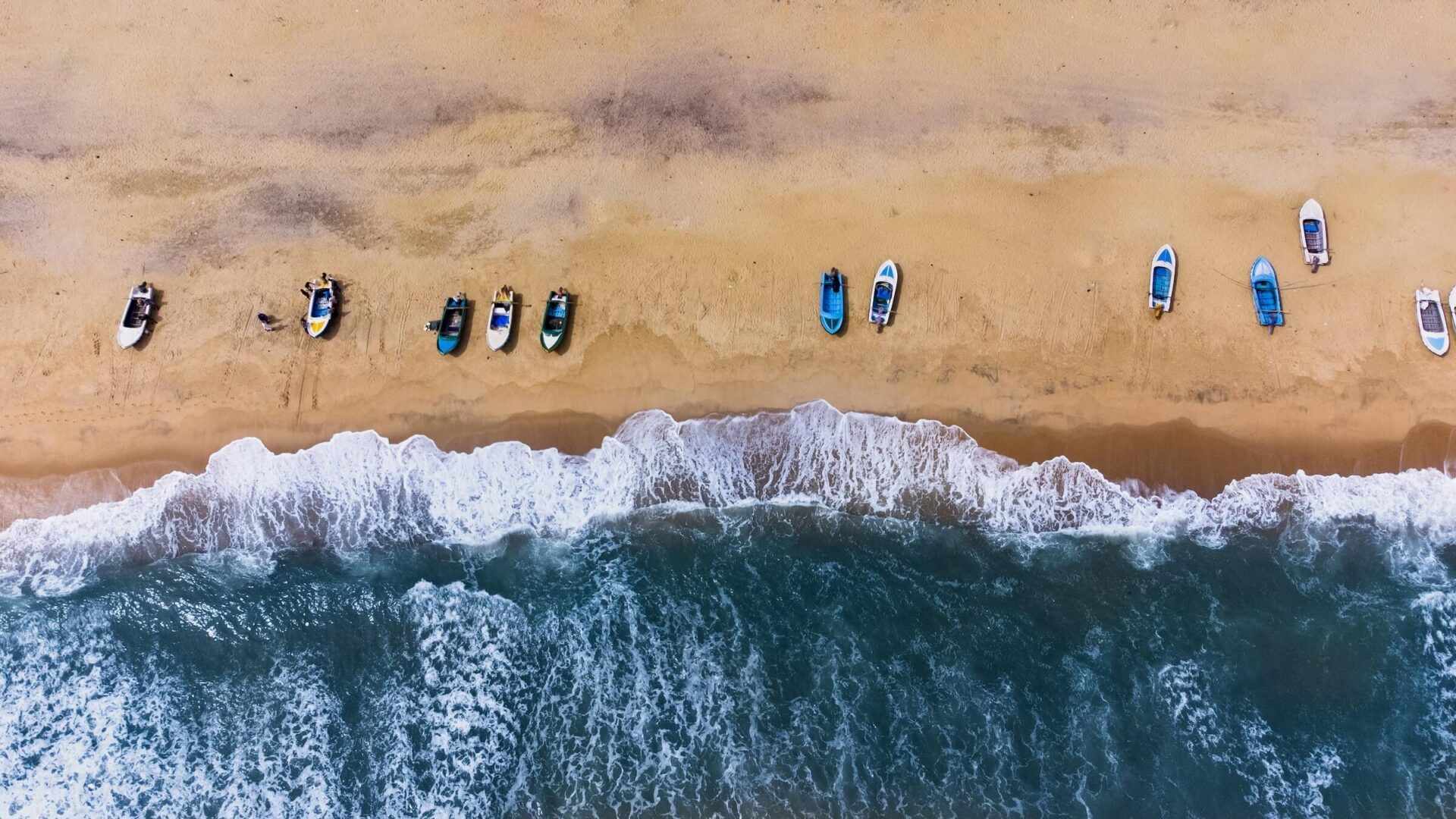 arugam-bay-beach-sri-lanka